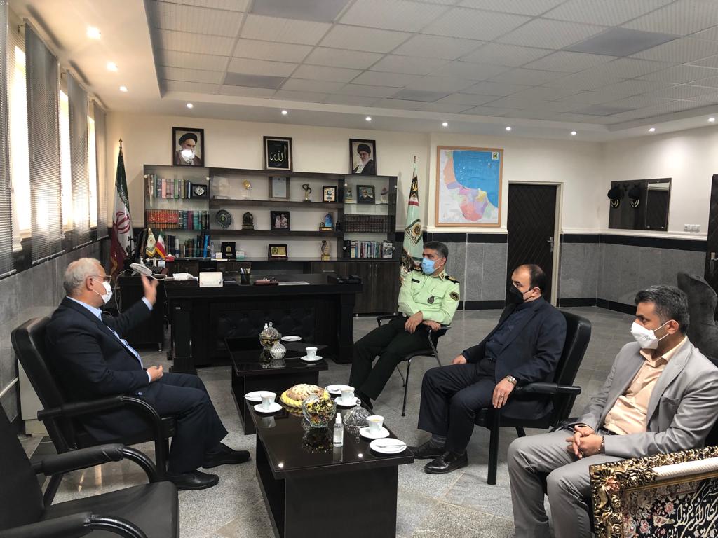 تجلیل از فرمانده انتظامی گیلان