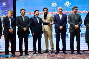 تجلیل از مدیر روابطعمومی اتاق بازرگانی رشت در جشنواره ملی روابطعمومی 2 طاهری 1